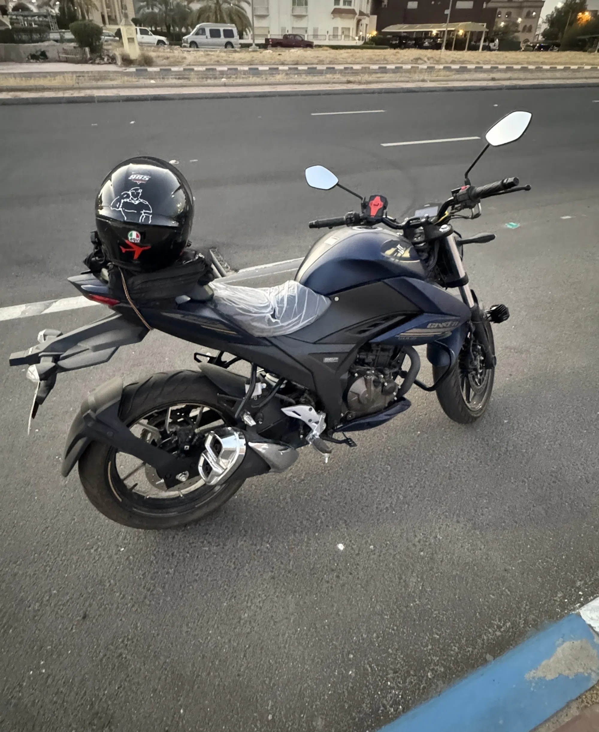 سوزوكي ⁦GSX250R⁩